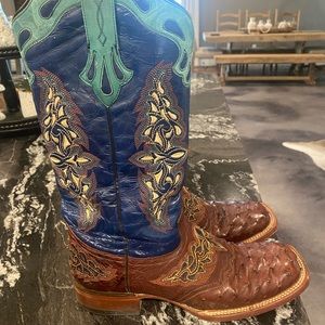 Luchesse Full Quill Ostrich boots. Size 9.5